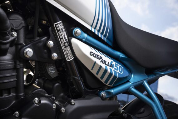 Detail van de Royal Enfield Guerrilla 450